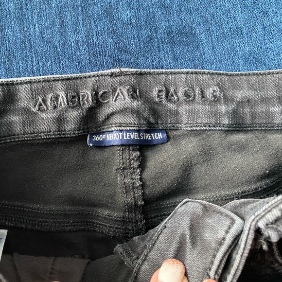 American Eagle Hi Rise Jegging in Black Dark Wash Skinny Jean Women’s Size 4 - Picture 7 of 12